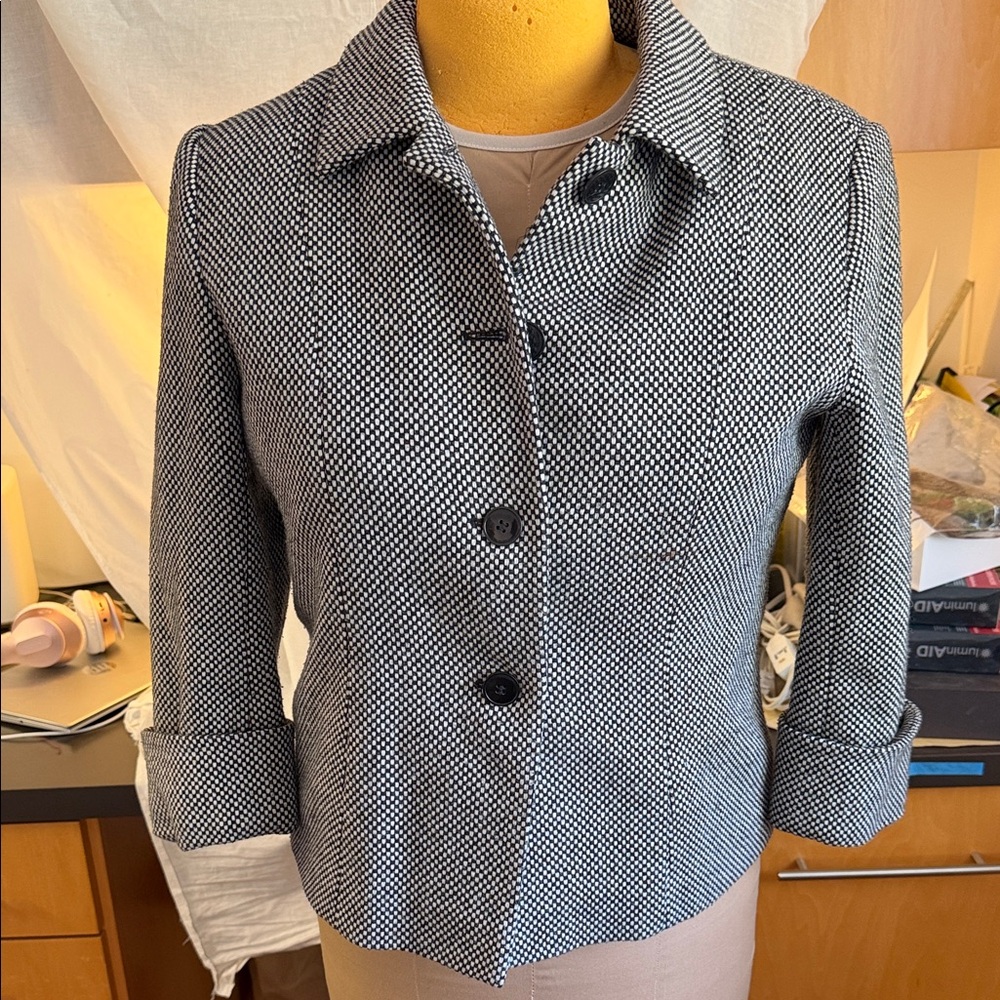 Women's Black and White Jacket